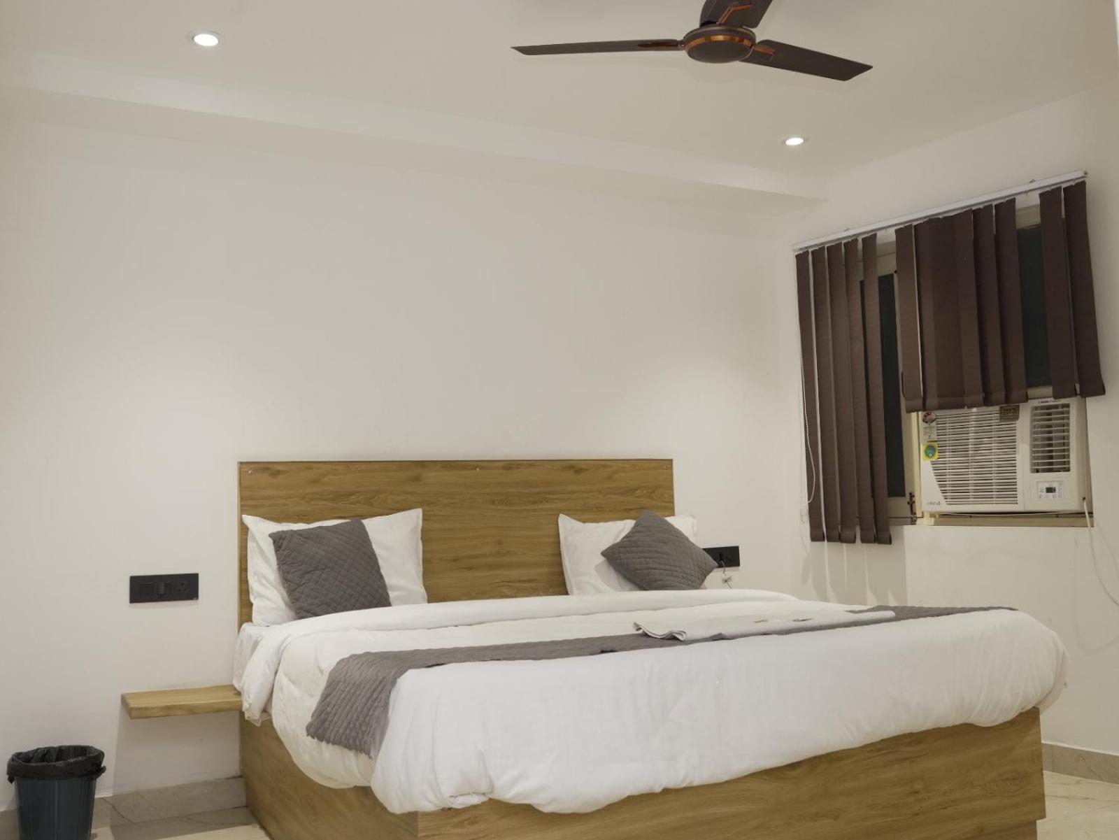 Star Delhi Airport Free Drop 4* New Delhi