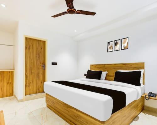 Star Delhi Airport Free Drop Hotel New Delhi