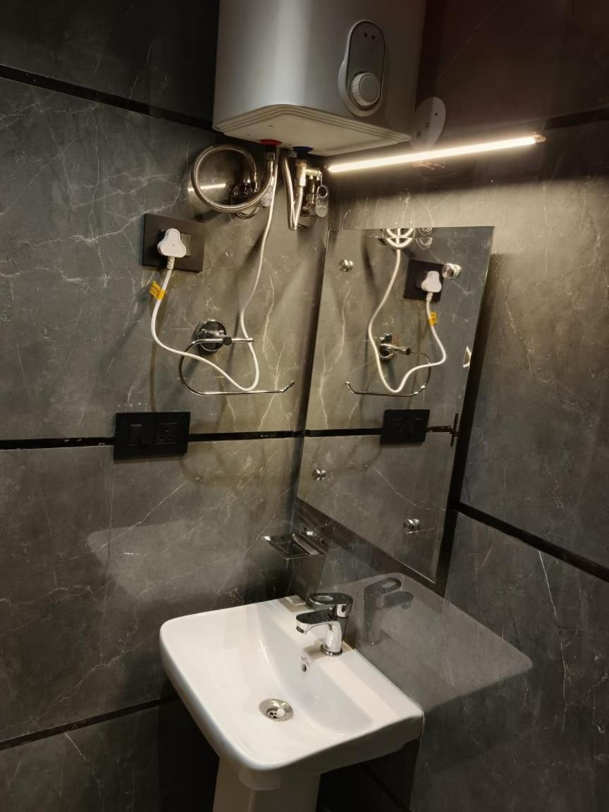 Star Delhi Airport Free Drop Hotel New Delhi