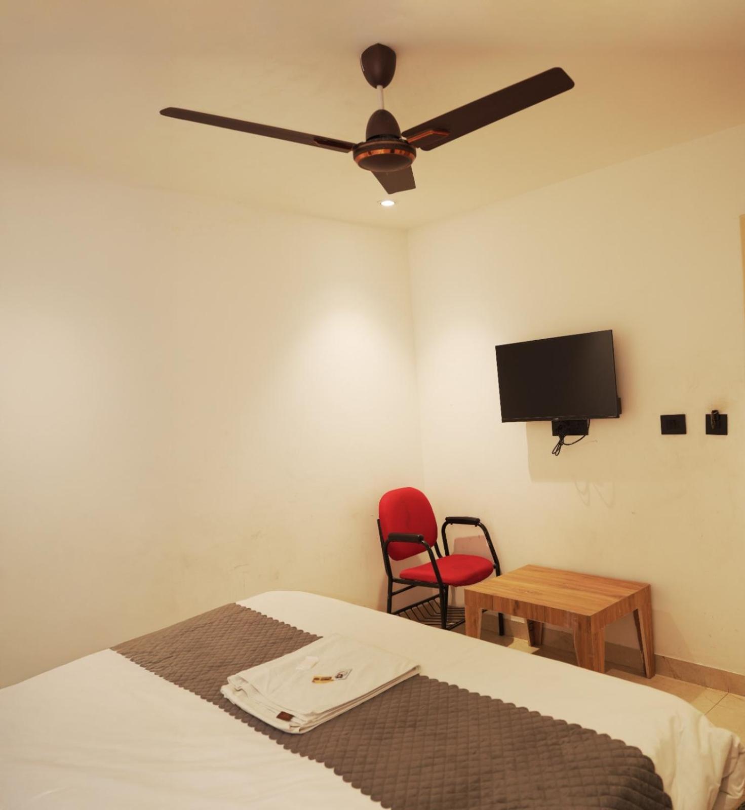 Star Delhi Airport Free Drop Hotel