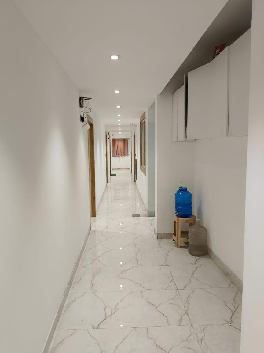 Star Delhi Airport Free Drop Hotel 4*